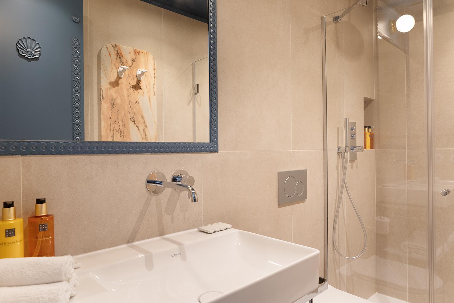 Paris Home Collection Serviced Apartments In Opera - Rue Saint-Lazare Eksteriør billede